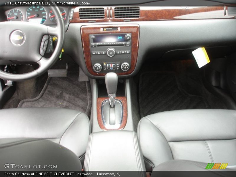 Summit White / Ebony 2011 Chevrolet Impala LT