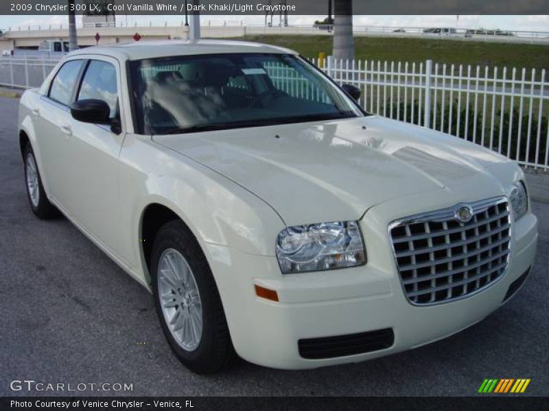 Cool Vanilla White / Dark Khaki/Light Graystone 2009 Chrysler 300 LX