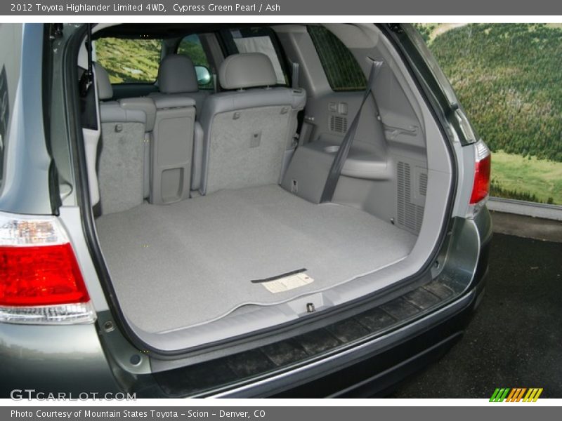  2012 Highlander Limited 4WD Trunk