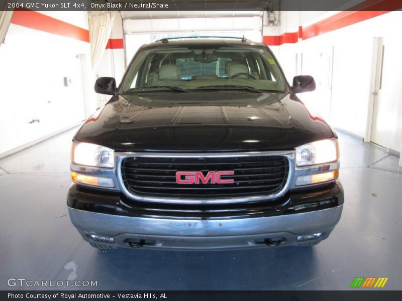 Onyx Black / Neutral/Shale 2004 GMC Yukon SLT 4x4