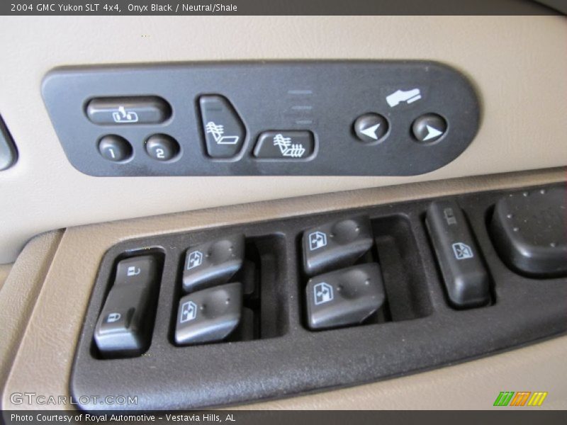 Onyx Black / Neutral/Shale 2004 GMC Yukon SLT 4x4