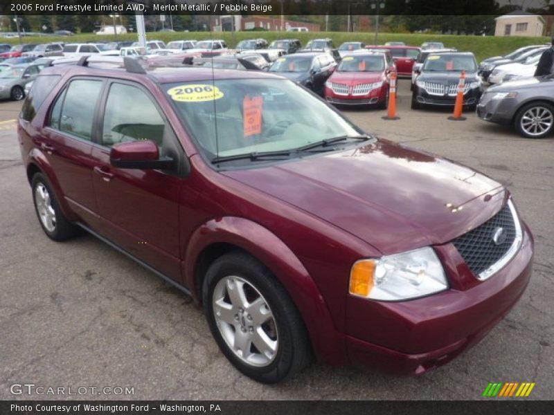 Merlot Metallic / Pebble Beige 2006 Ford Freestyle Limited AWD