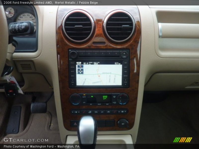 Merlot Metallic / Pebble Beige 2006 Ford Freestyle Limited AWD