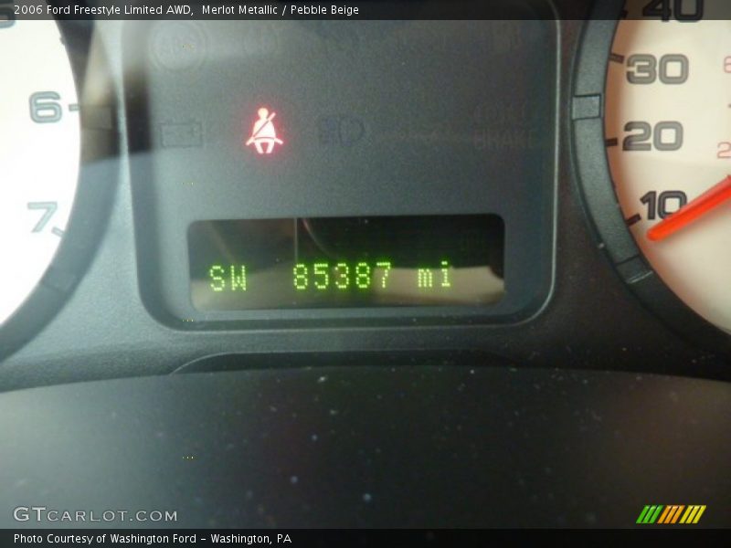 Merlot Metallic / Pebble Beige 2006 Ford Freestyle Limited AWD
