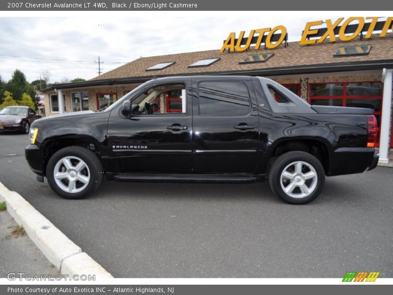 Black / Ebony/Light Cashmere 2007 Chevrolet Avalanche LT 4WD