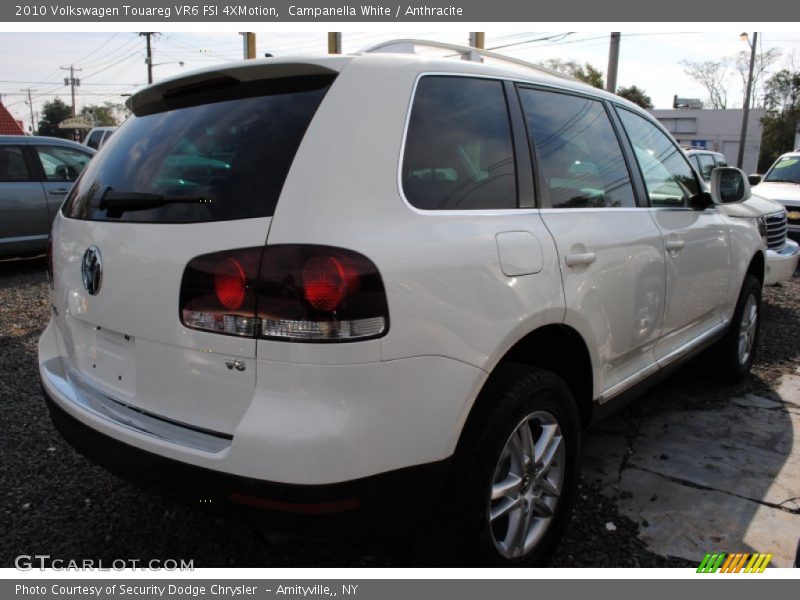 Campanella White / Anthracite 2010 Volkswagen Touareg VR6 FSI 4XMotion