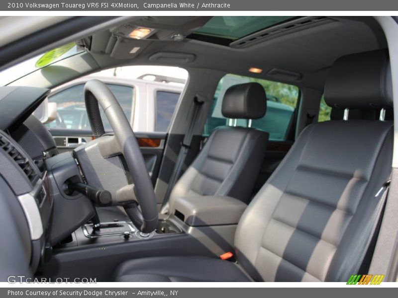 Campanella White / Anthracite 2010 Volkswagen Touareg VR6 FSI 4XMotion