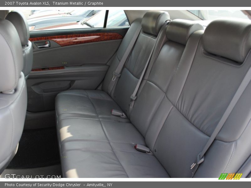 Titanium Metallic / Graphite 2007 Toyota Avalon XLS