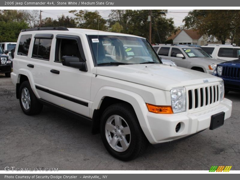 Stone White / Medium Slate Gray 2006 Jeep Commander 4x4