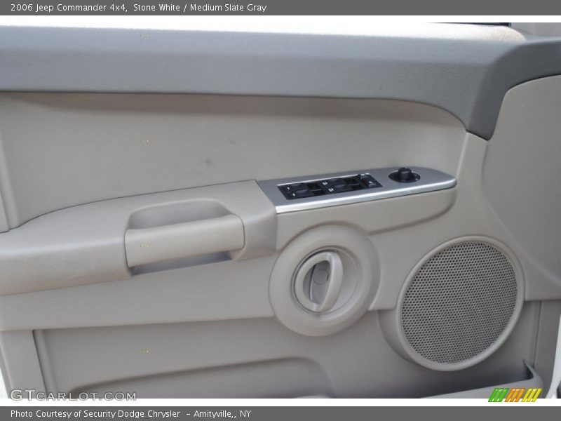 Stone White / Medium Slate Gray 2006 Jeep Commander 4x4