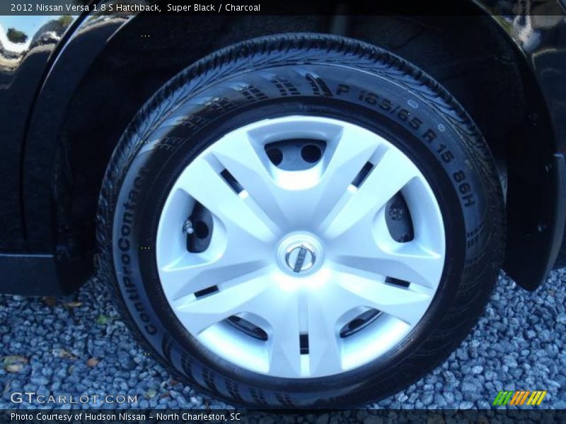 Super Black / Charcoal 2012 Nissan Versa 1.8 S Hatchback