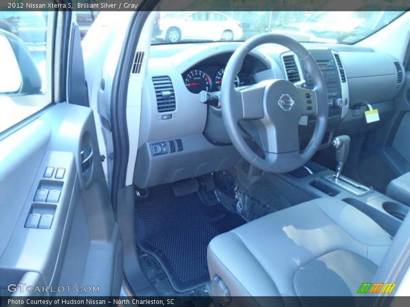 Brilliant Silver / Gray 2012 Nissan Xterra S