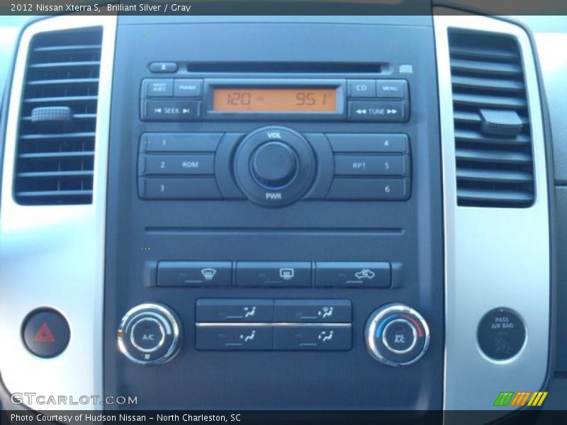Brilliant Silver / Gray 2012 Nissan Xterra S