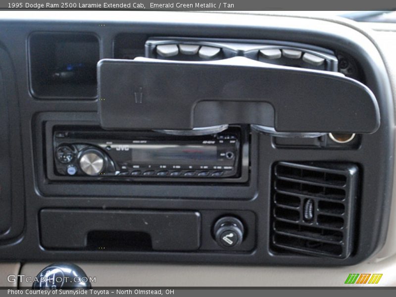 Emerald Green Metallic / Tan 1995 Dodge Ram 2500 Laramie Extended Cab