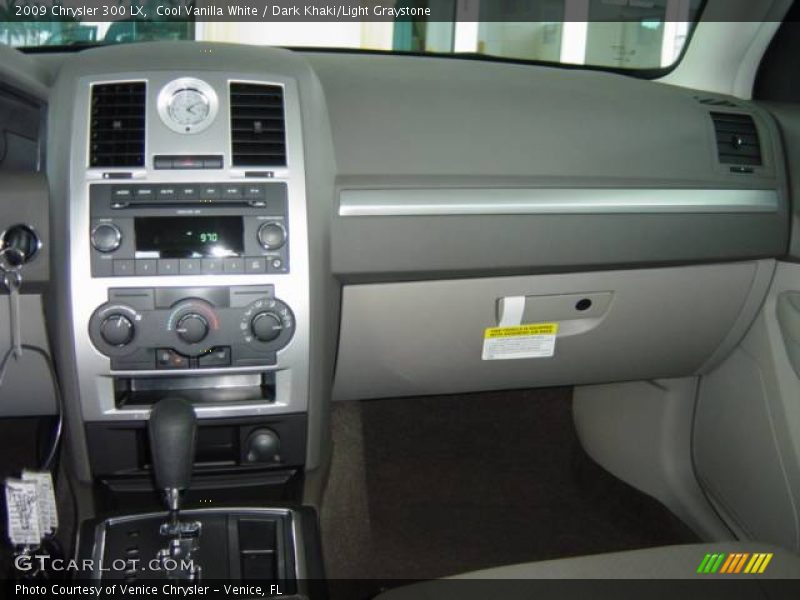 Cool Vanilla White / Dark Khaki/Light Graystone 2009 Chrysler 300 LX