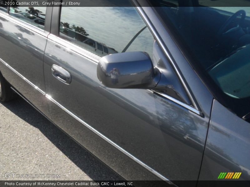 Grey Flannel / Ebony 2010 Cadillac DTS