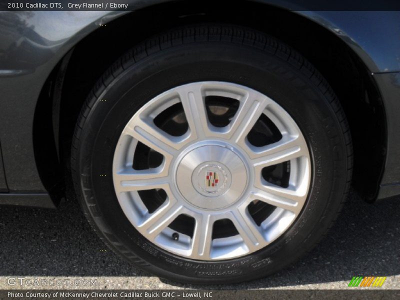 Grey Flannel / Ebony 2010 Cadillac DTS