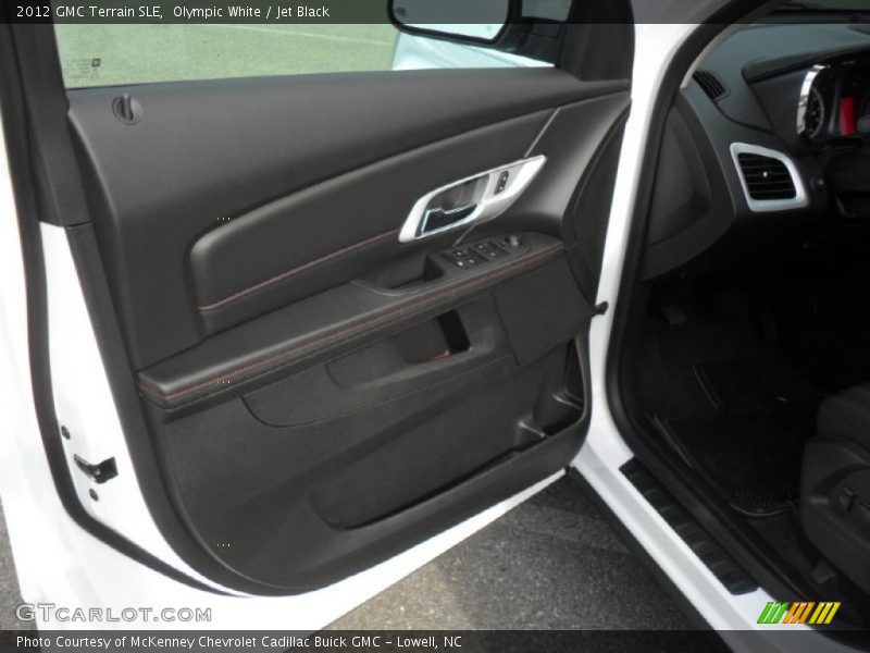 Olympic White / Jet Black 2012 GMC Terrain SLE