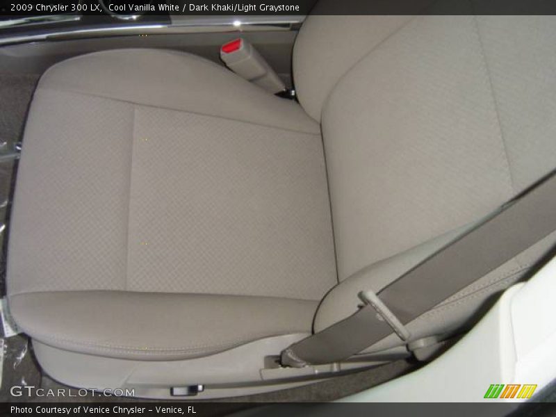 Cool Vanilla White / Dark Khaki/Light Graystone 2009 Chrysler 300 LX