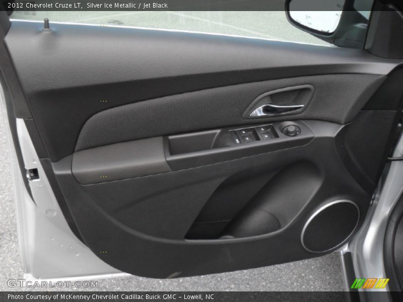 Silver Ice Metallic / Jet Black 2012 Chevrolet Cruze LT