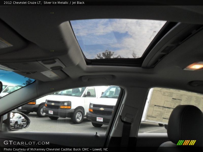 Silver Ice Metallic / Jet Black 2012 Chevrolet Cruze LT