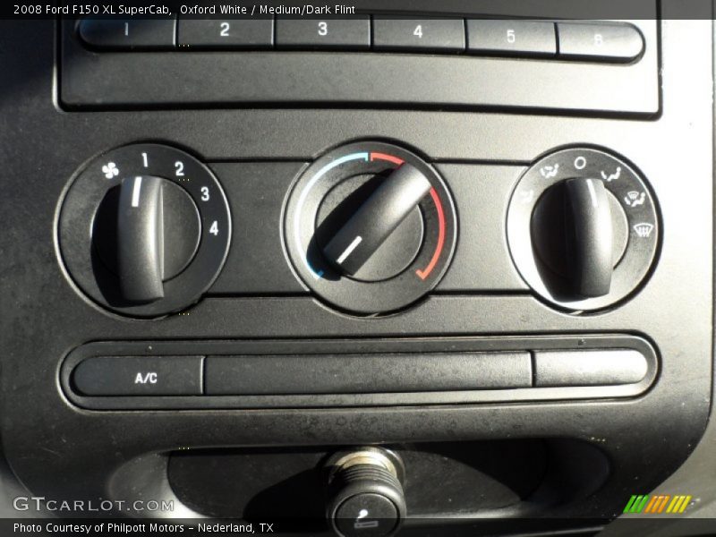 Controls of 2008 F150 XL SuperCab