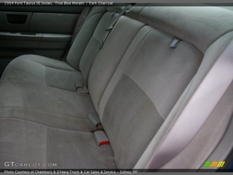 True Blue Metallic / Dark Charcoal 2004 Ford Taurus SE Sedan