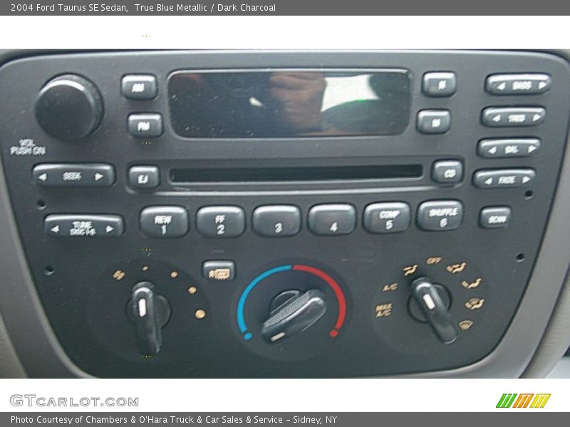 True Blue Metallic / Dark Charcoal 2004 Ford Taurus SE Sedan