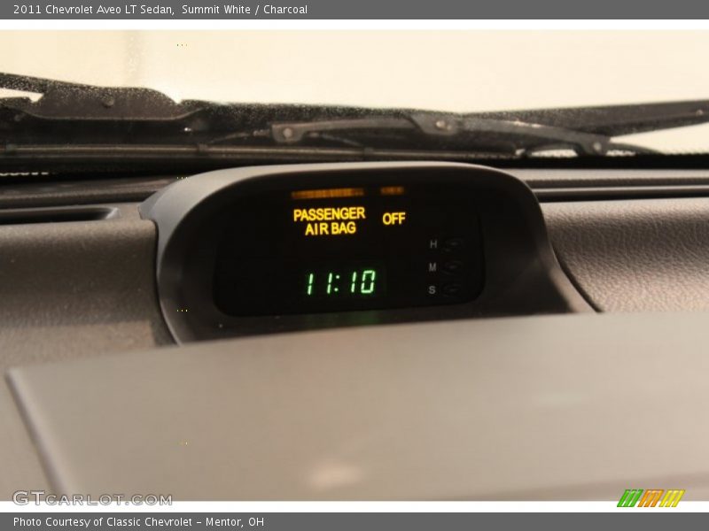 Summit White / Charcoal 2011 Chevrolet Aveo LT Sedan