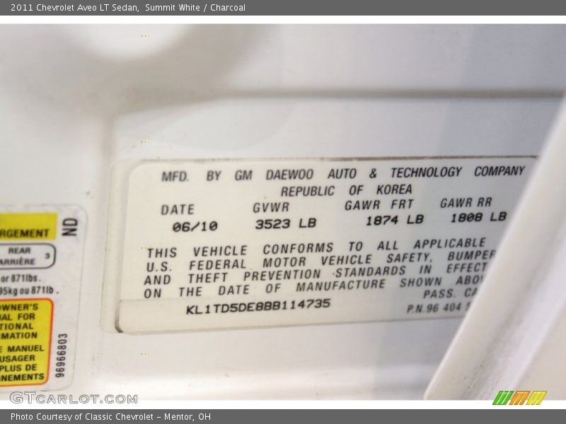 Summit White / Charcoal 2011 Chevrolet Aveo LT Sedan