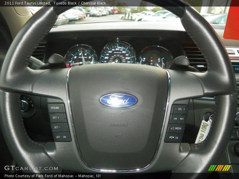 Tuxedo Black / Charcoal Black 2011 Ford Taurus Limited
