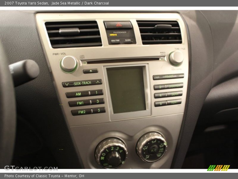 Jade Sea Metallic / Dark Charcoal 2007 Toyota Yaris Sedan