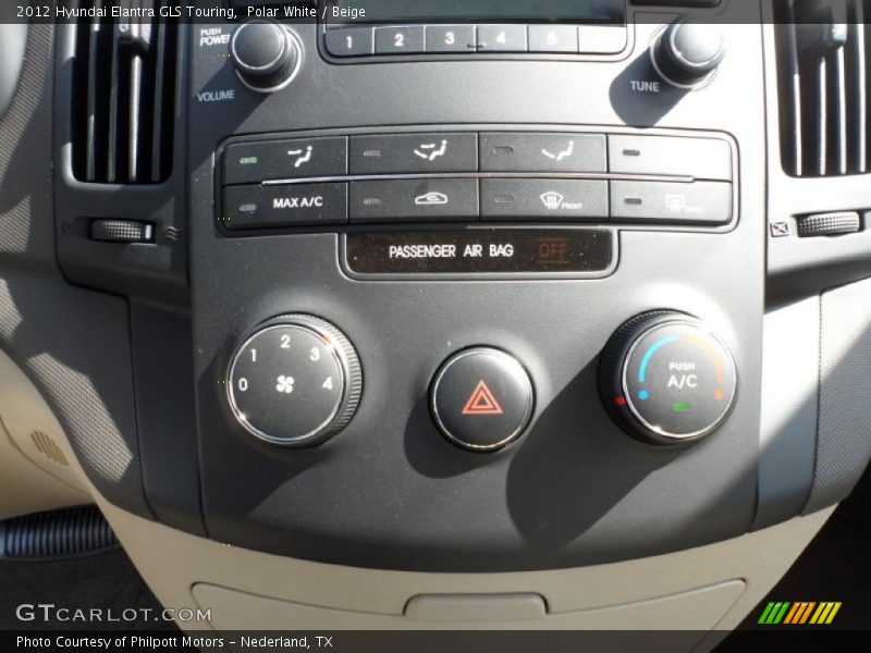 Controls of 2012 Elantra GLS Touring