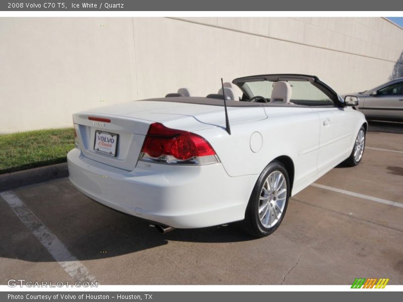 Ice White / Quartz 2008 Volvo C70 T5