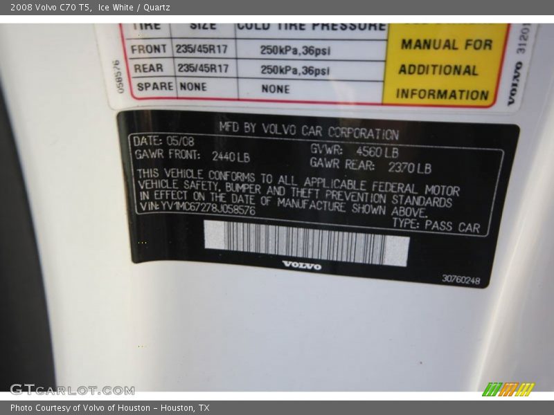 Ice White / Quartz 2008 Volvo C70 T5