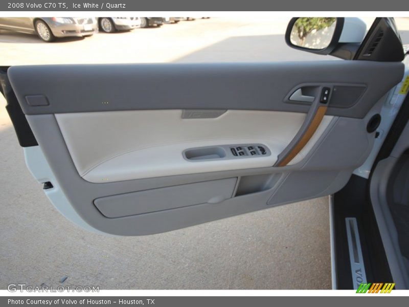 Ice White / Quartz 2008 Volvo C70 T5