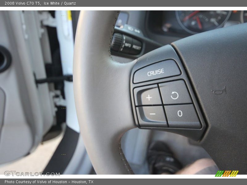 Ice White / Quartz 2008 Volvo C70 T5