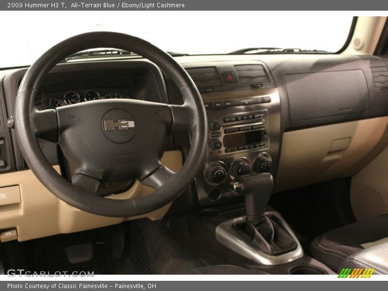 Dashboard of 2009 H3 T