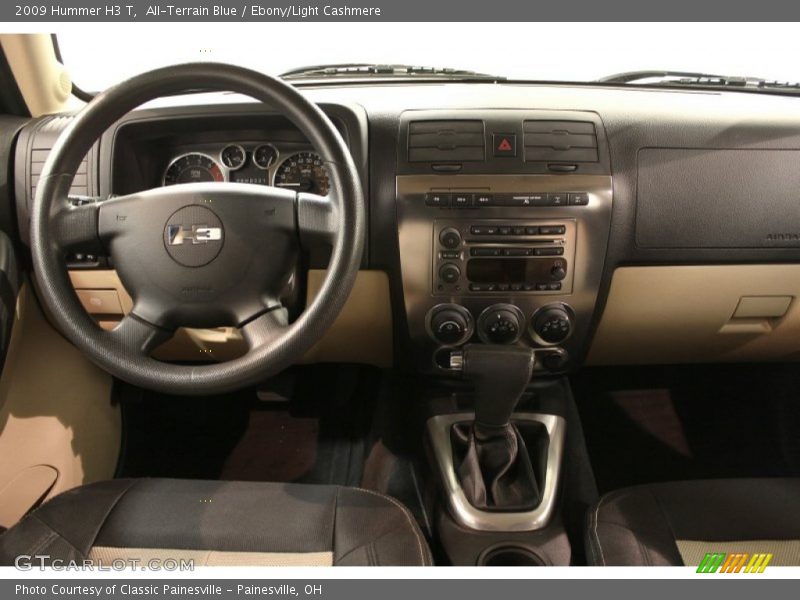 Dashboard of 2009 H3 T