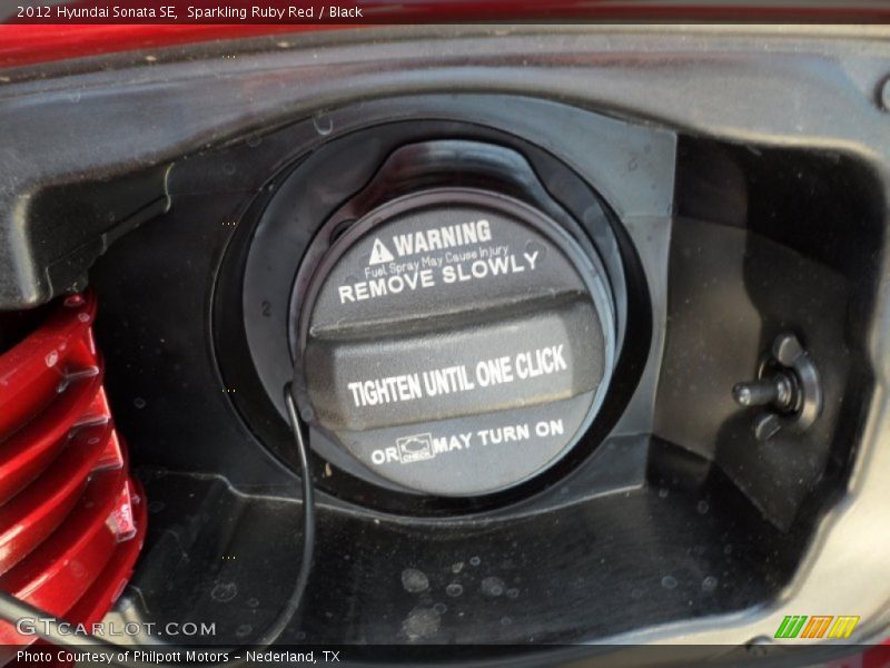 Sparkling Ruby Red / Black 2012 Hyundai Sonata SE