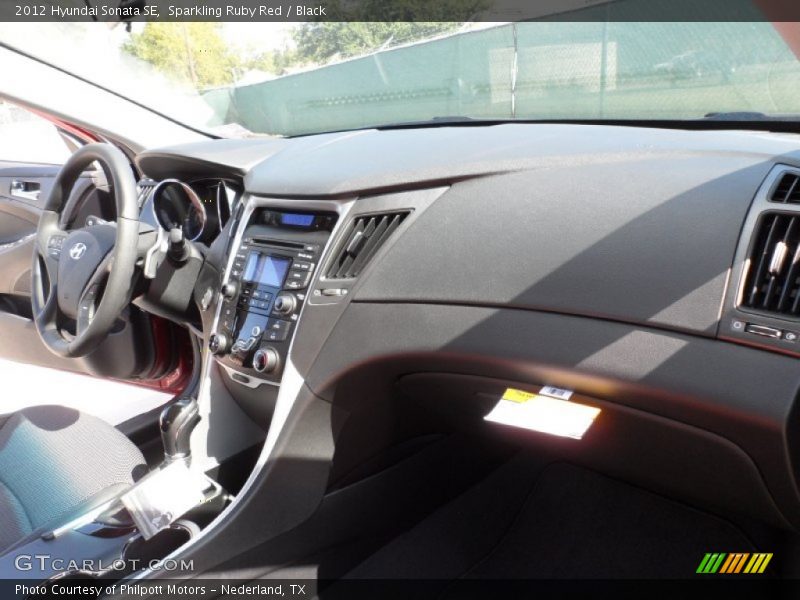Sparkling Ruby Red / Black 2012 Hyundai Sonata SE