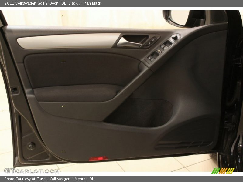 Black / Titan Black 2011 Volkswagen Golf 2 Door TDI