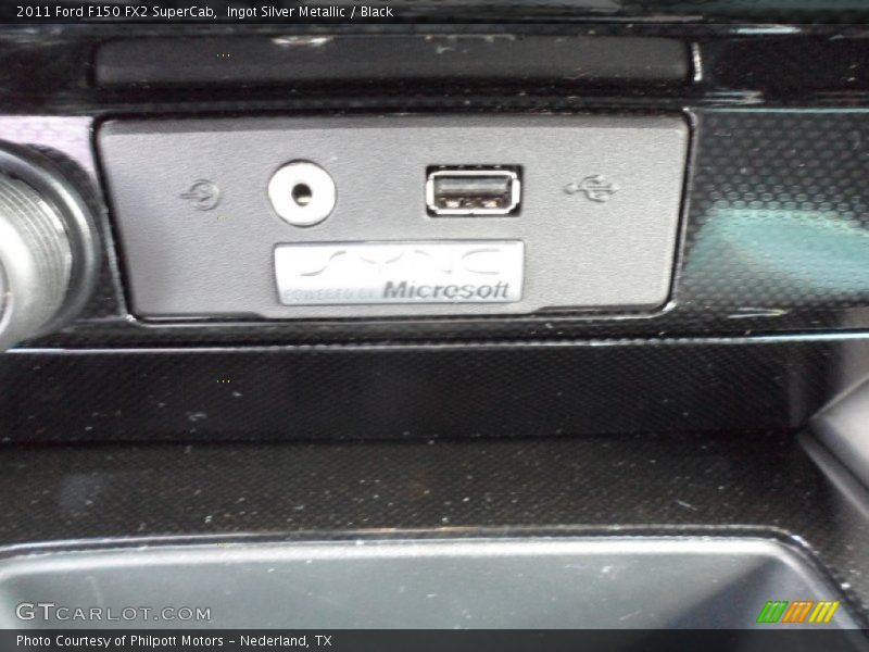 Ingot Silver Metallic / Black 2011 Ford F150 FX2 SuperCab