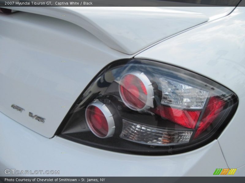 Captiva White / Black 2007 Hyundai Tiburon GT