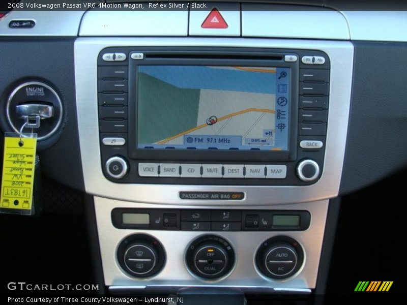 Controls of 2008 Passat VR6 4Motion Wagon