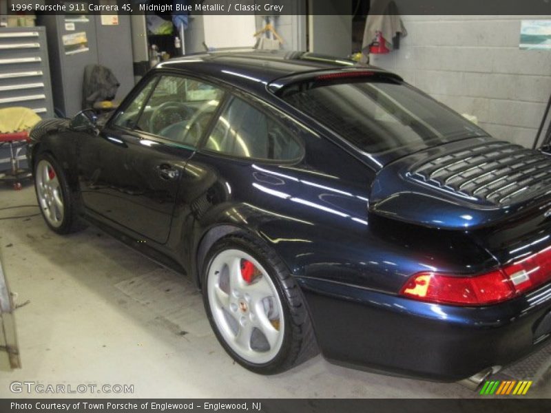 Midnight Blue Metallic / Classic Grey 1996 Porsche 911 Carrera 4S