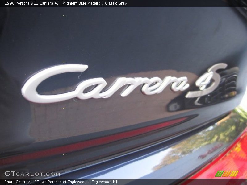  1996 911 Carrera 4S Logo