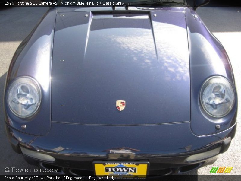 Midnight Blue Metallic / Classic Grey 1996 Porsche 911 Carrera 4S