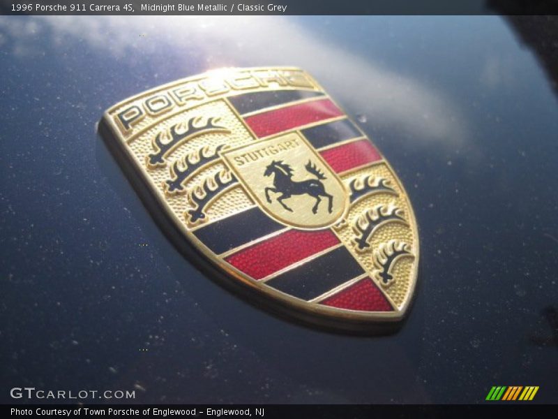 Midnight Blue Metallic / Classic Grey 1996 Porsche 911 Carrera 4S