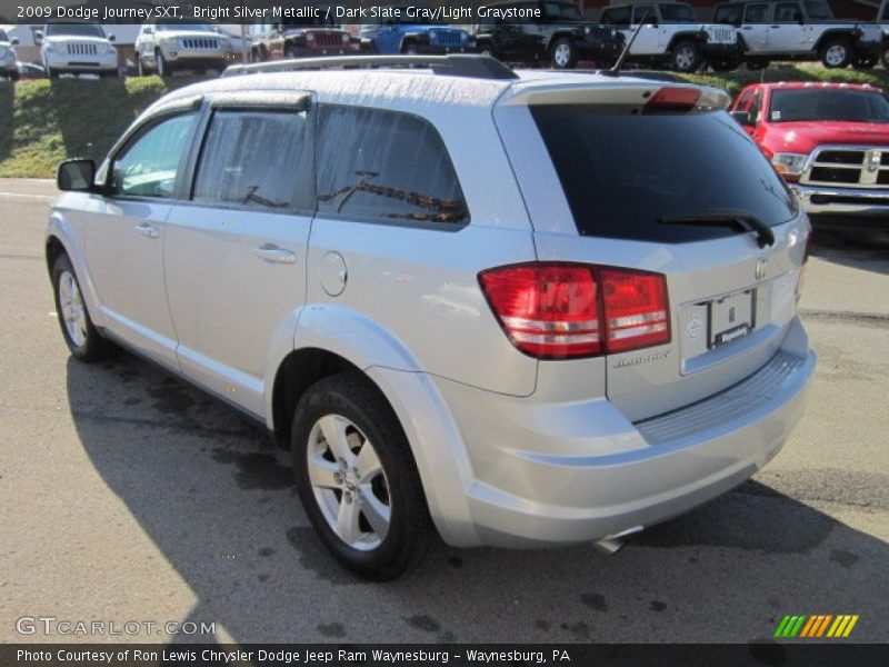 Bright Silver Metallic / Dark Slate Gray/Light Graystone 2009 Dodge Journey SXT